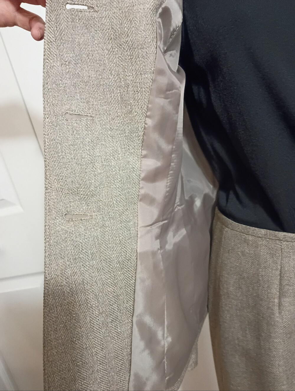 Le Suit Petite 6 Skirt Suit Set - 3 Button Accent Blazer & Skirt - Picture 7 of 15